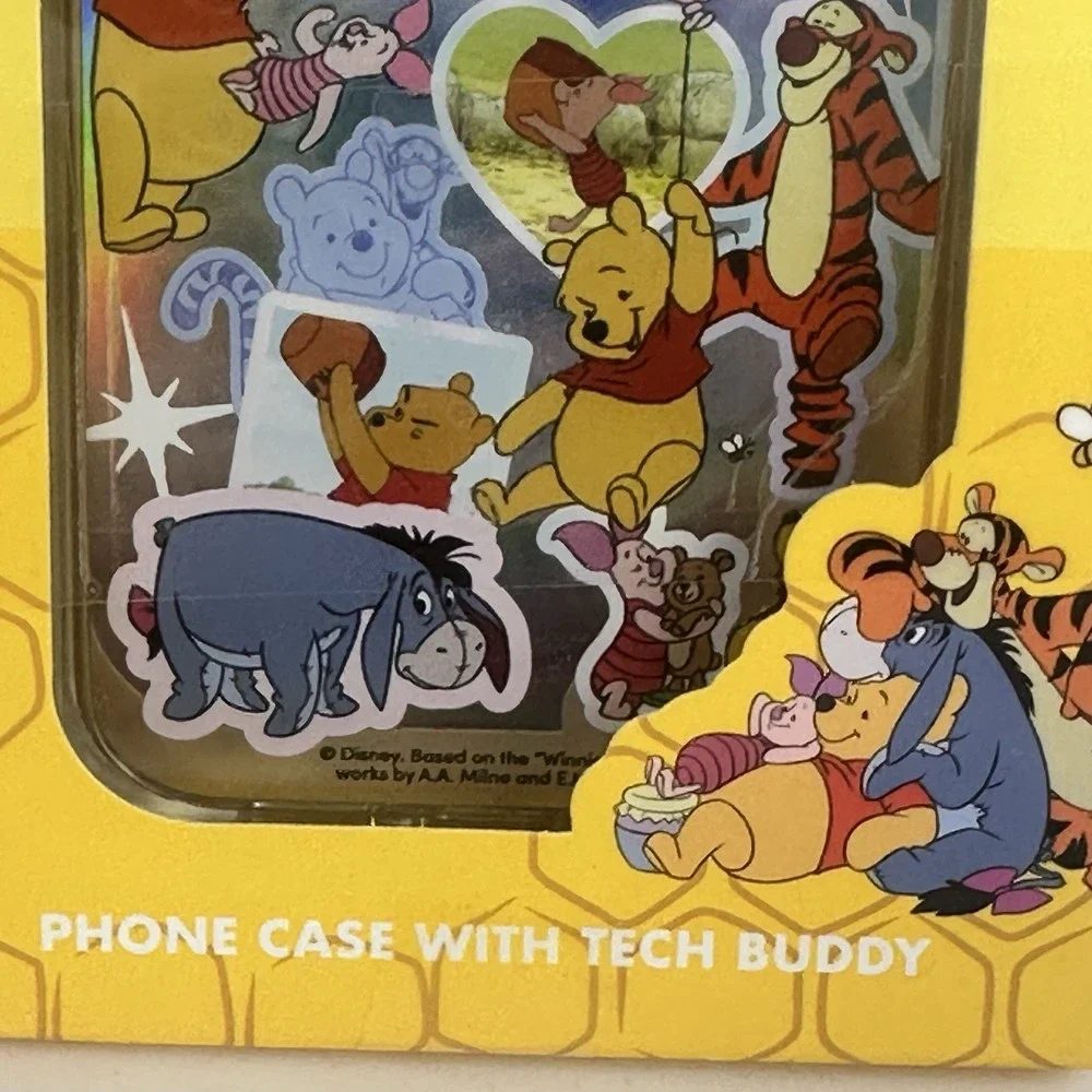 Disney Winnie The Pooh iPhone 13 14 15 Phone Case‎ Tech Buddy Pooh